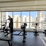 Apto C/ Sacada Prox Ayrton Senna